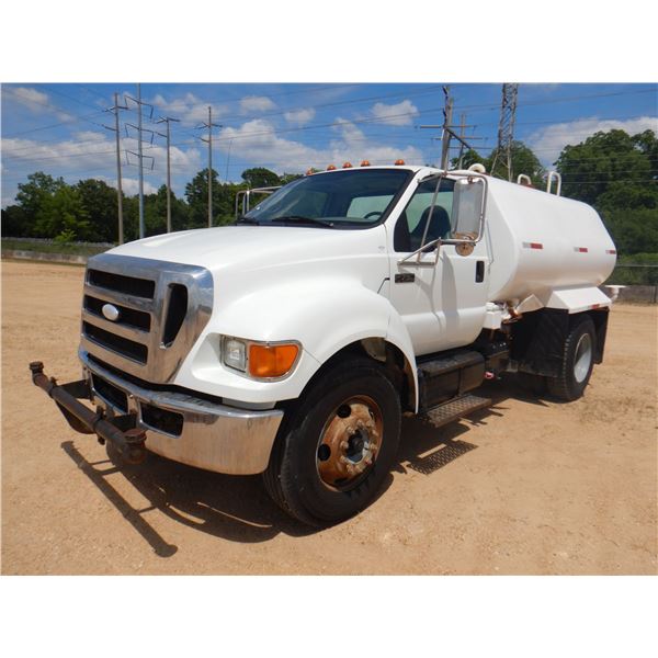 2008 FORD F750 Water Truck