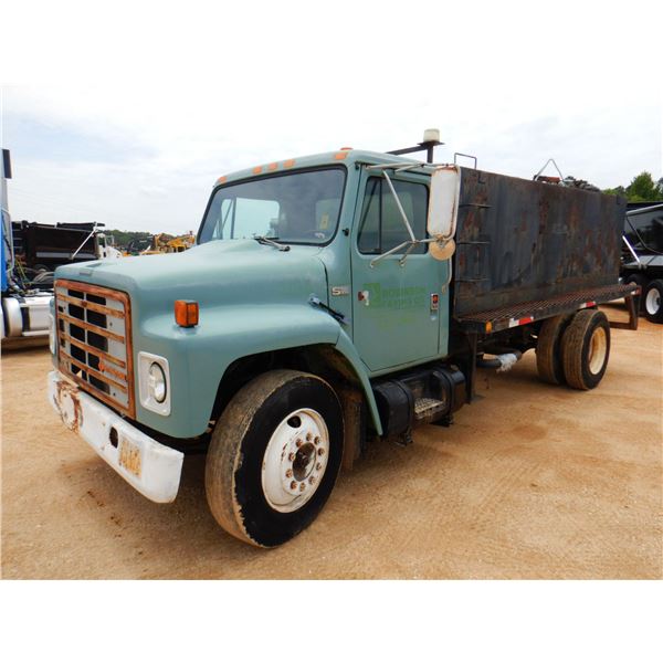 1989 INTERNATIONAL 1754 Water Truck