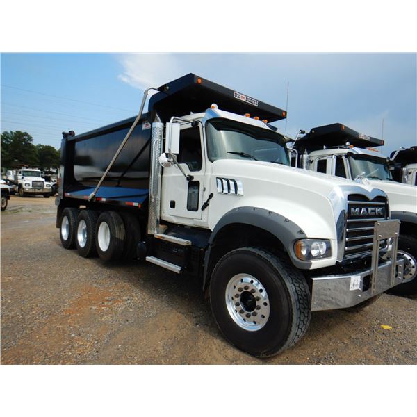 2021 MACK GR64F Dump Truck