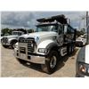 Image 4 : 2021 MACK GR64F Dump Truck