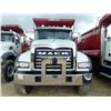 Image 2 : 2020 MACK GR64F Dump Truck
