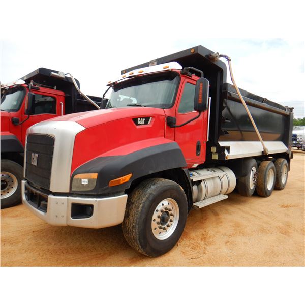 2015 CAT CT660S Dump Truck