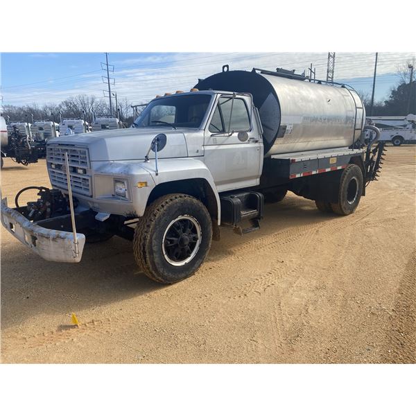 1991 FORD F800 Asphalt Distributor Truck