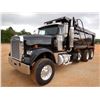 Image 1 : 2006 FREIGHTLINER FLD Dump Truck