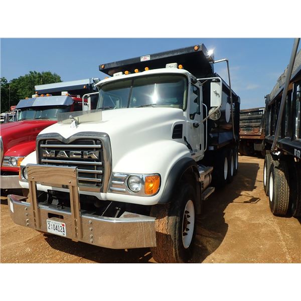 2006 MACK CV713 Dump Truck