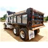 Image 2 : 2007 VOLVO VHD Dump Truck