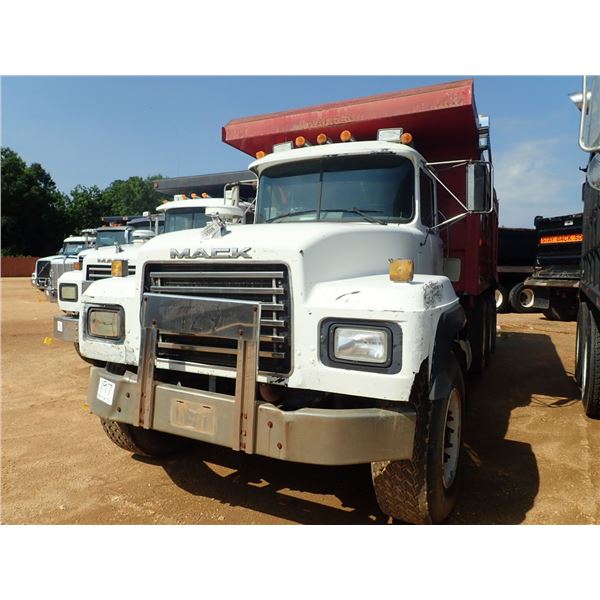 1998 MACK RD688S Dump Truck
