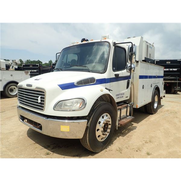2012 FREIGHTLINER M2 Service / Mechanic Truck