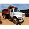 Image 4 : 1990 INTERNATIONAL 4900 Dump Truck