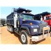 Image 4 : 1995 MACK RD688S Dump Truck