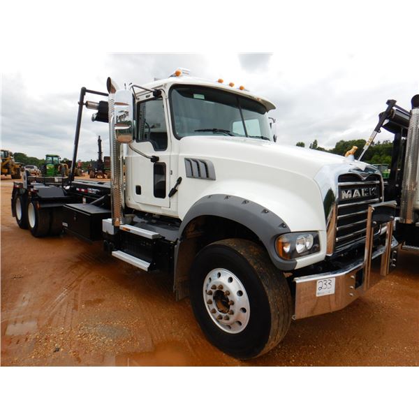 2021 MACK GR64F Roll Off Truck