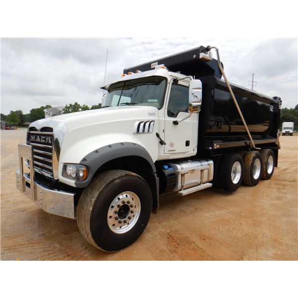 2021 MACK GR64F Dump Truck