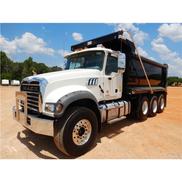 2021 MACK GR64F Dump Truck