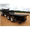 Image 2 : 2017 INTERNATIONAL 7400 Flatbed Truck