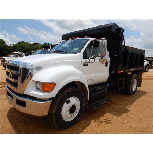 2012 FORD F750 XL Dump Truck