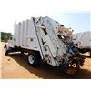 Image 2 : 2000 INTERNATIONAL 4700 Garbage / Sanitation Truck