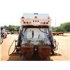 Image 8 : 2000 INTERNATIONAL 4700 Garbage / Sanitation Truck