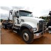 Image 1 : 2021 MACK GR64F Roll Off Truck