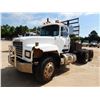 Image 1 : 1996 MACK RD688S Day Cab Truck