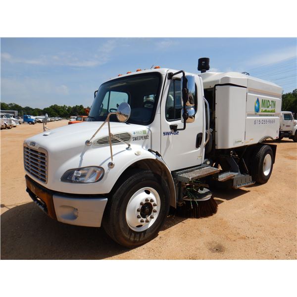 2015 FREIGHTLINER M2 Sweeper Truck