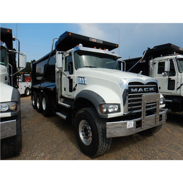 2021 MACK GR64F Dump Truck