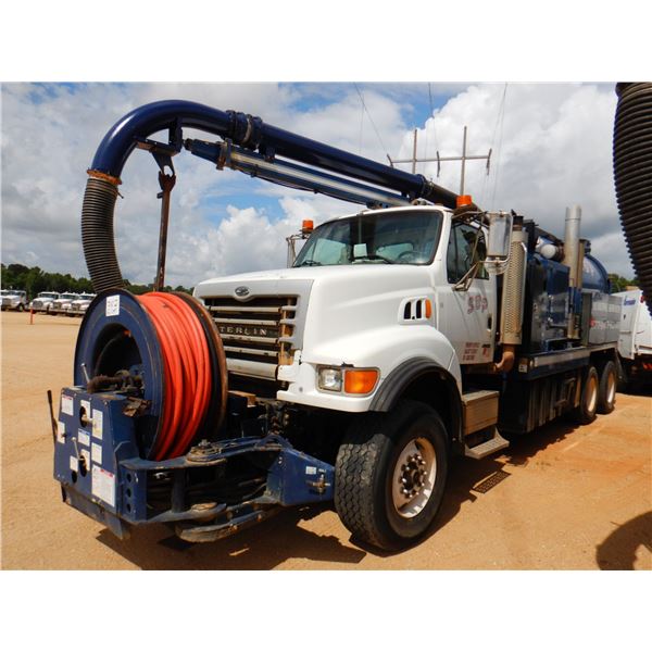 2004 STERLING  Vacuum Truck