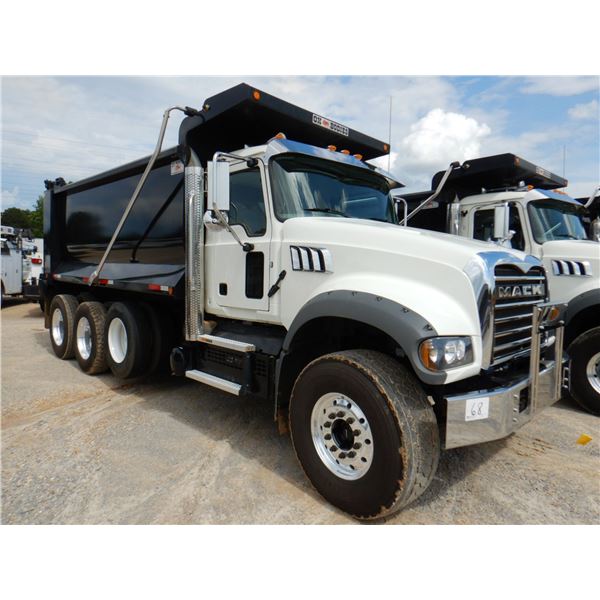 2021 MACK GR64F Dump Truck