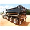 Image 2 : 2021 MACK GR64F Dump Truck