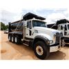 Image 4 : 2021 MACK GR64F Dump Truck