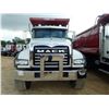 Image 2 : 2020 MACK GR64F Dump Truck