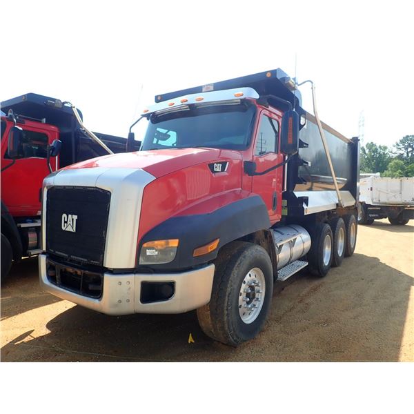 2014 CAT CT660S Dump Truck