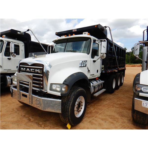 2007 MACK CTP713 Dump Truck