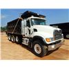 Image 4 : 2007 MACK CV713 Dump Truck