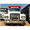 Image 2 : 1998 MACK RD688S Dump Truck