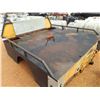 Image 4 : 8' X 8' FLATBED WITH HEADACHE RACK & GOOSENECK BALL (A1)