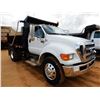 Image 4 : 2012 FORD F750 Dump Truck