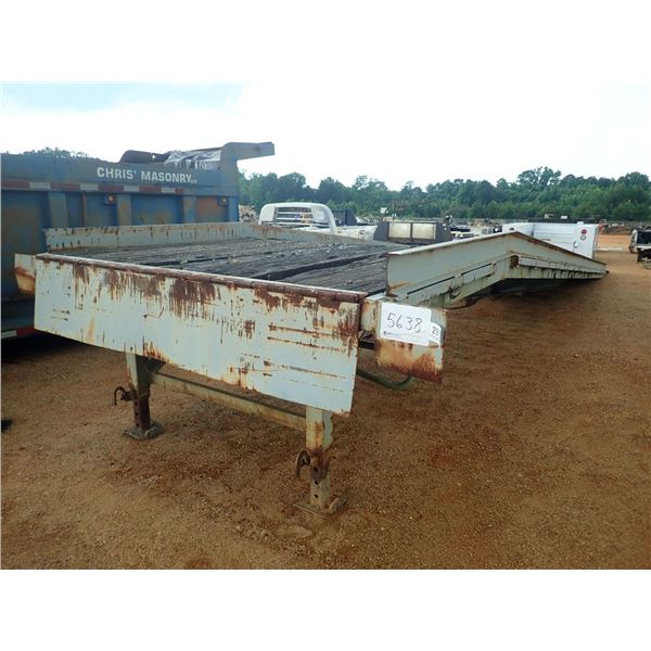 8' X 38' DOCK RAMP (A-1)