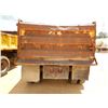 Image 7 : 1997 INTERNATIONAL 4900 Dump Truck