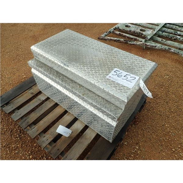 INBED TOOL BOX, ALUM DIAMOND PLATE