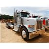 Image 4 : 2012 PETERBILT 367 Day Cab Truck