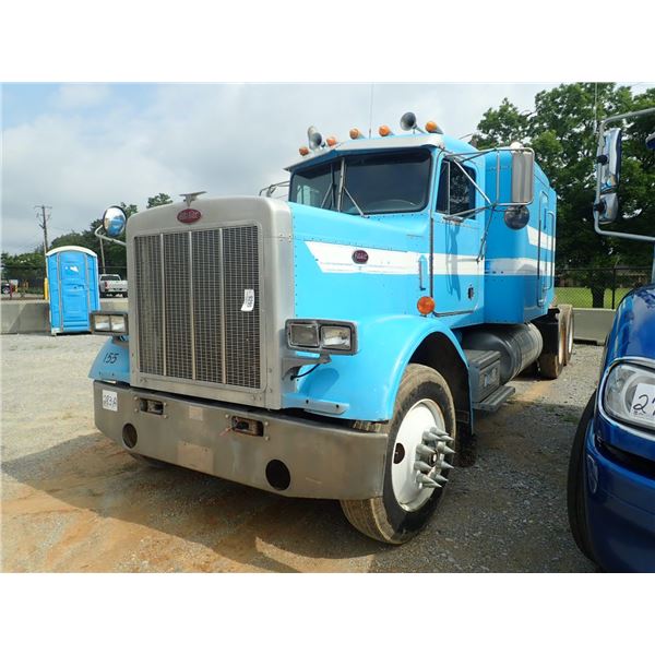 1987 PETERBILT  Sleeper Truck