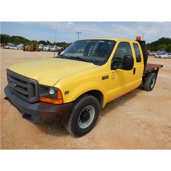 2000 FORD F250 XL SUPER DUTY Flatbed Truck