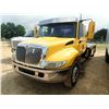 Image 1 : 2002 INTERNATIONAL 4300 Rollback Truck