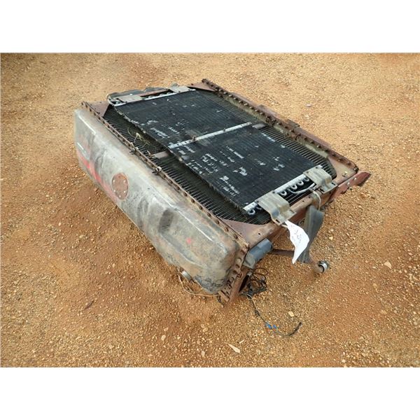 RADIATOR, fits truck/tractor (A-1)