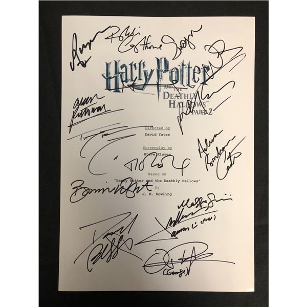 CAST SIGNED HARRY POTTER MOVIE SCRIPT COVER ( REAL AUTHENTICS COA)