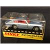 Image 2 : VINTAGE DINKY ASTON MARTIN DB6 MINT IN BOX