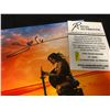 Image 2 : GAL GADOT SIGNED WONDER WOMAN 8 X 10 ( REAL AUTHENTIC COA)