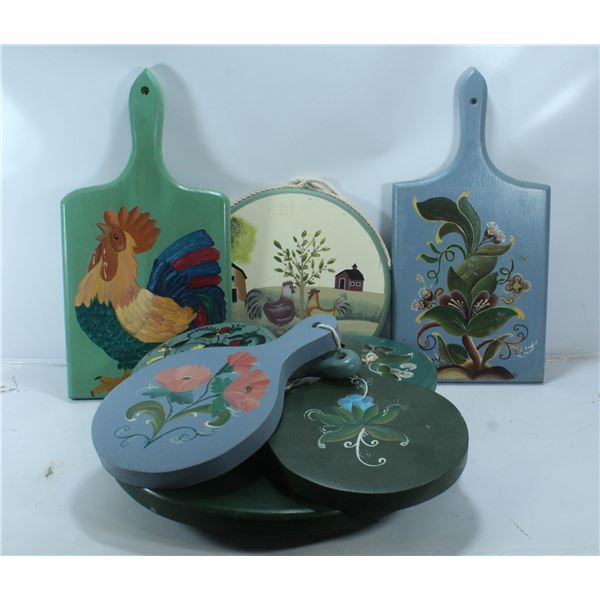 WOOD DECORATIVE PAINTED FOLK ART ITEMS- LOT OF 8