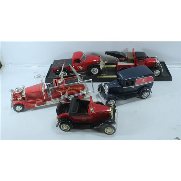ASSORTED LOT OF DIECAST CARS/TRUCKS