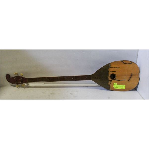 MANDELIN - WILL NEED TO BE RE-STRUNG